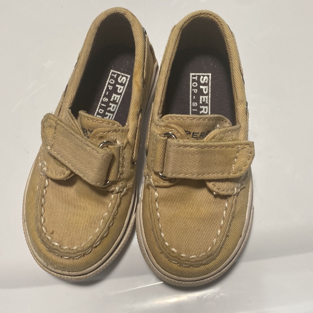 Tan sperrys - Picture 3 of 4
